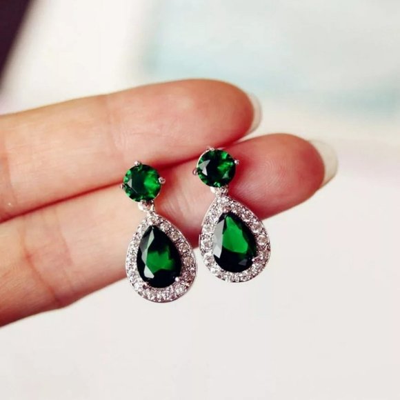 NEW 925 SILVER GREEN CRYSTAL EARRINGS - Picture 2 of 3